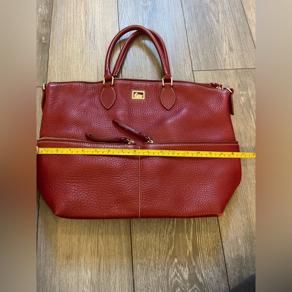 Dooney & Bourke Dillen Double Pocket Satchel Leather Tomato Red Shoulder Strap - Picture 7 of 14
